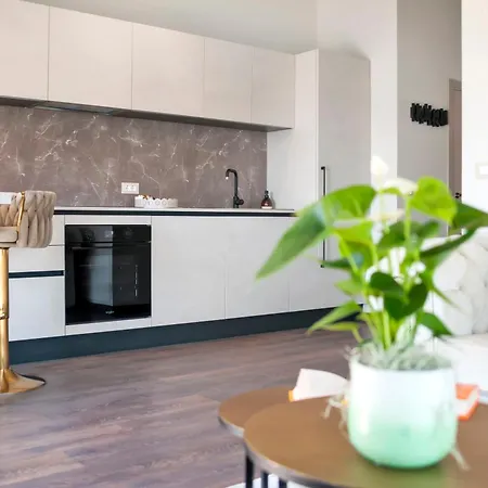 Salteria Vi Apartament